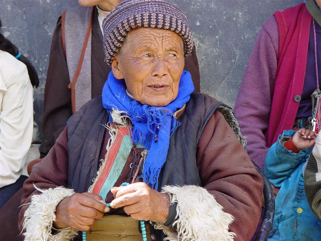 daocheng.riwa-age.of.81.woman.jpg