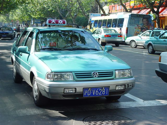 http://www.wangjianshuo.com/personal/places/shanghai/shanghai-dazhong.taxi-head.jpg